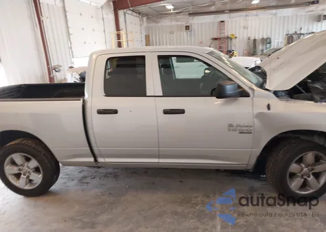 2019 Ram 1500 Classic Express 4X4 6'4 Box z USA, uszkodzony, nr VIN 1C6RR7FG8KS531634